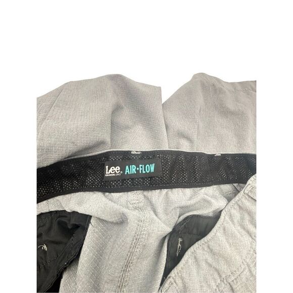 Lee air flow shorts size 42 - Picture 4 of 13
